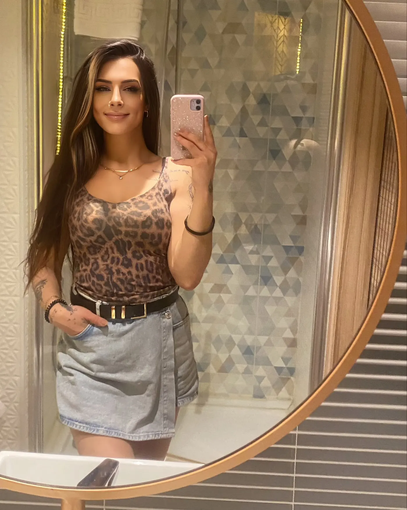 Tuğçe Akyurt Escort | Tutkulu ve Seçkin Bir Deneyim